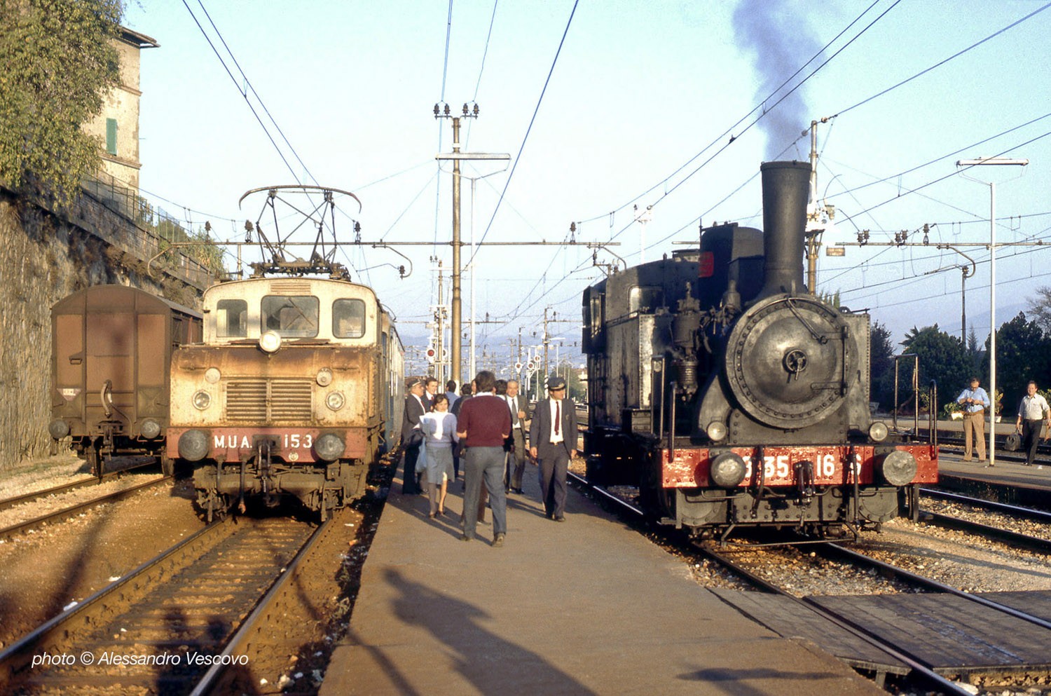 (24) Mua 153 ed 835.166 fianco a fianco a Perugia Ponte S.Giovanni il pomeriggio del 20 Ottobre 1983
