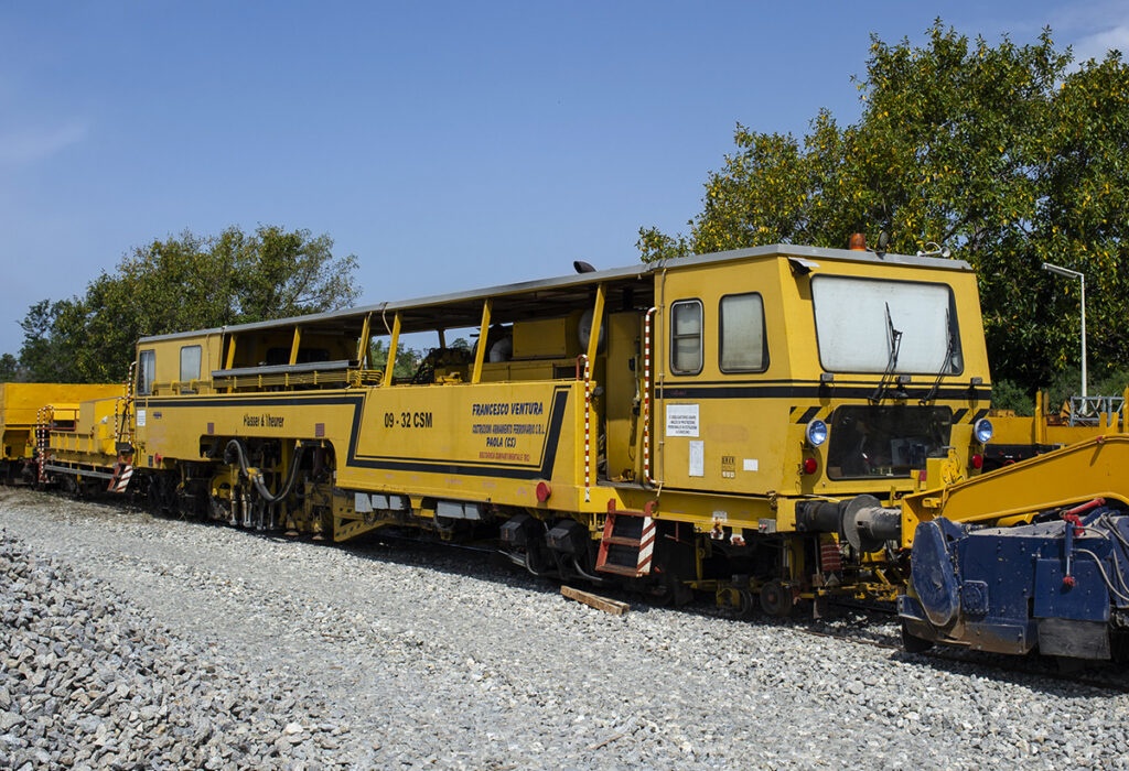 Rincalzatrice Plasser & Theurer 09-32 CSM IT-RFI 99 83 922 1 031-1 ...