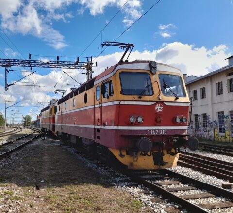 HŽ PP 1142…010 + HŽ PP 1142…013 – Stazione di Zagabria Centrale, Croazia – 25 Settembre 2026 di Tomas