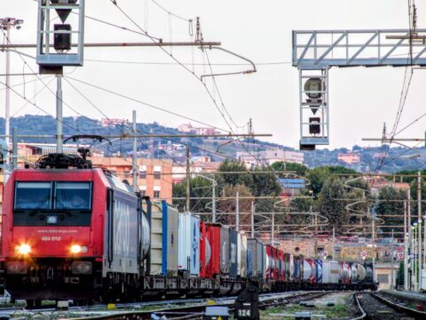 E.484.010 – Civitavecchia – 2 Luglio 2016 di gabrytrains